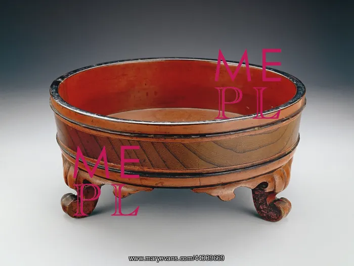  : Tripod basin