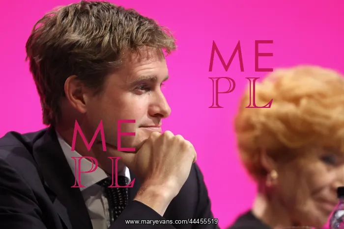 : Tristram Hunt MP : Tristram Hunt MP