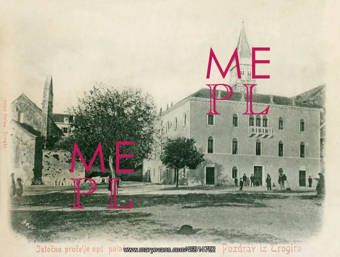 : Trogir - Palace