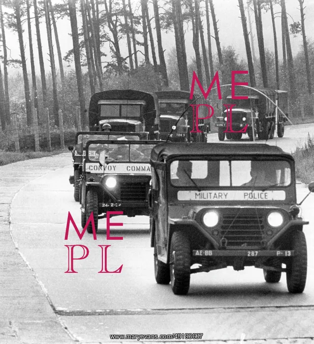: US troop transport to Berlin leads through Soviet zone : US troop transport to Berlin leads through Soviet zone