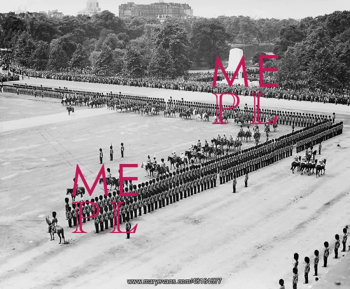: Trooping of the Colour in London, 1937 : Trooping of the Colour in London, 1937