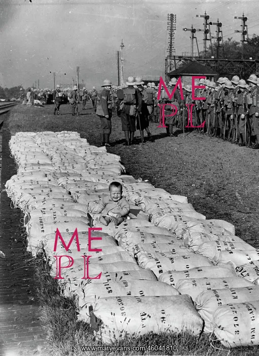 : Troops leaving for Palestine : Troops leaving for Palestine