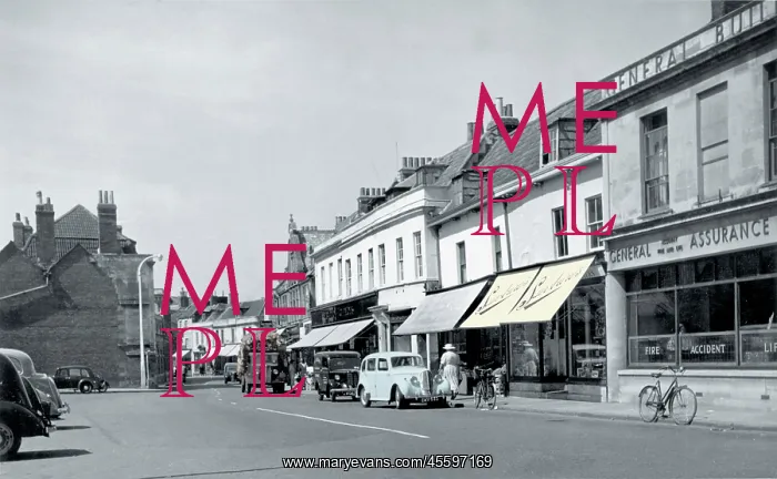  : Trowbridge, Roundstone Street c1955