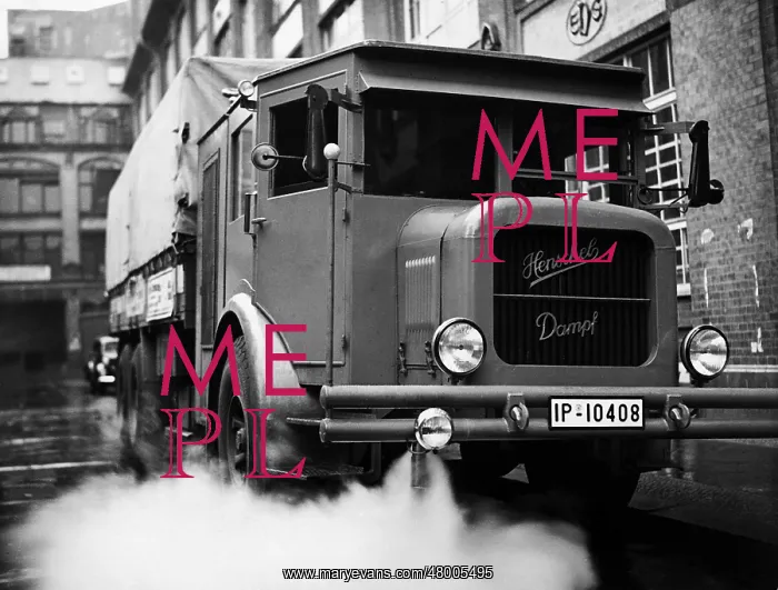 : Truck with steam power : Truck with steam power