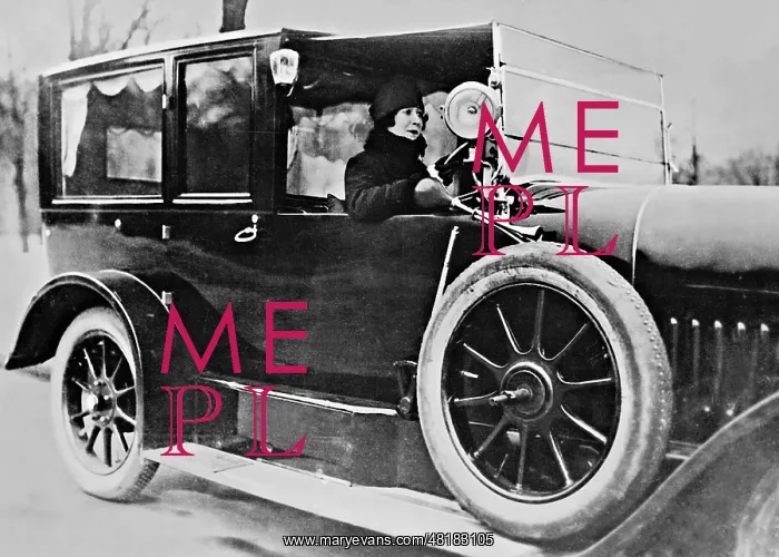 : Trude Hesterberg in her car, 1937 : Trude Hesterberg in her car, 1937