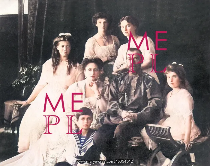: Tsar Nicholas II with his family : Tsar Nicholas II with his family