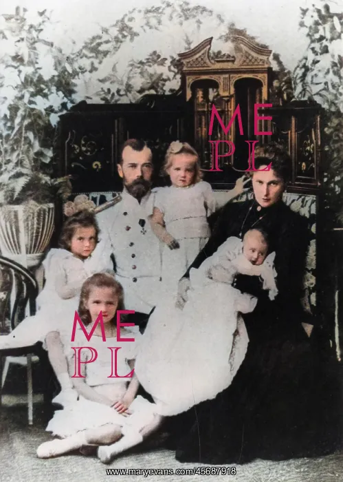 : Tsar Nicholas II with family : Tsar Nicholas II with family