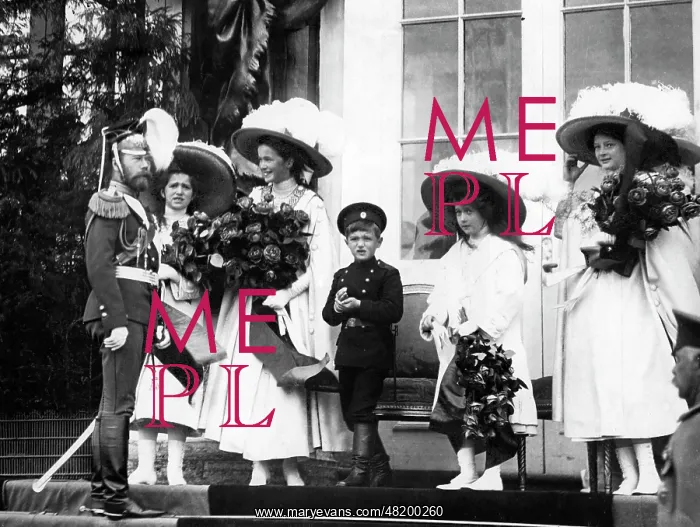 : Tsar Nicholas II and family : Tsar Nicholas II and family