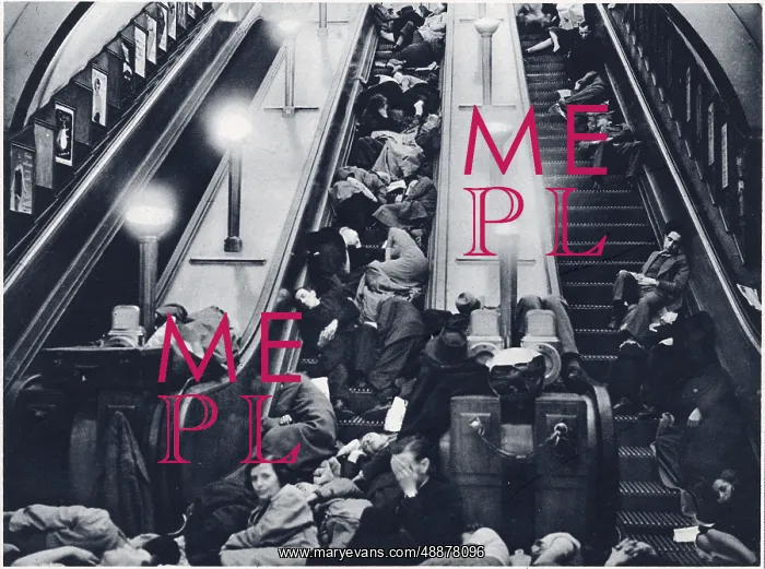: Tube Station at night during air-raid, Blitz 1940 : Tube Station at night during air-raid, Blitz 1940