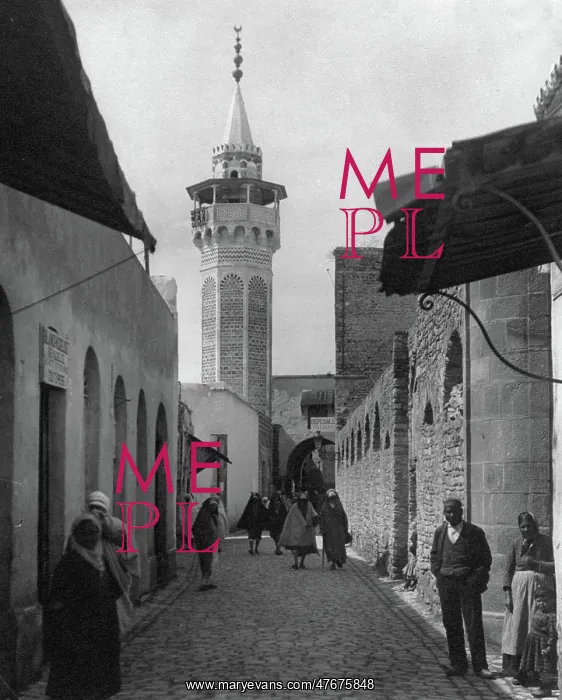 : Tunis Mosque, 19th Century : Tunis Mosque, 19th Century