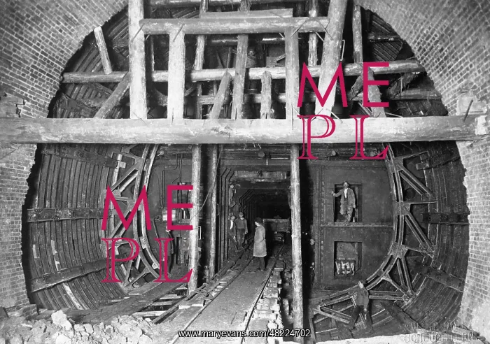 : Tunnel construction, 1914 : Tunnel construction, 1914