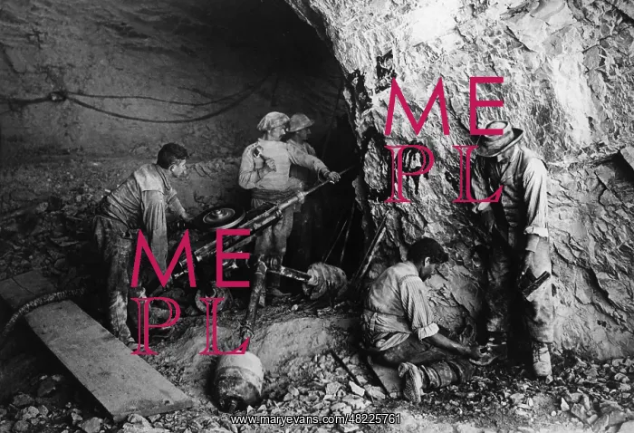 : Tunnel construction in Switzerland, 1908 : Tunnel construction in Switzerland, 1908
