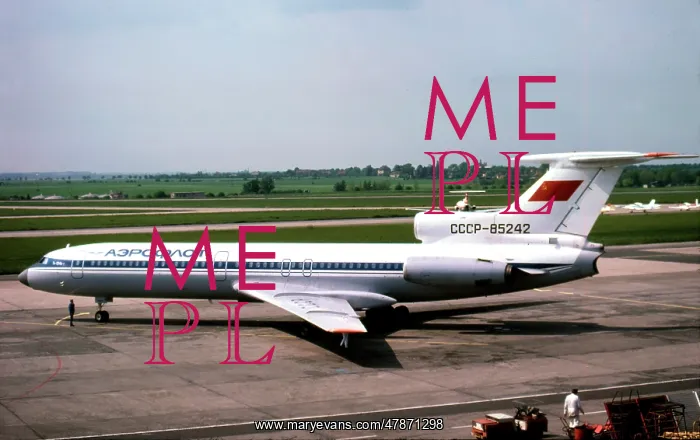 : Tupolev Tu-154B EiEiEiE -85242 : Tupolev Tu-154B EiEiEiE -85242