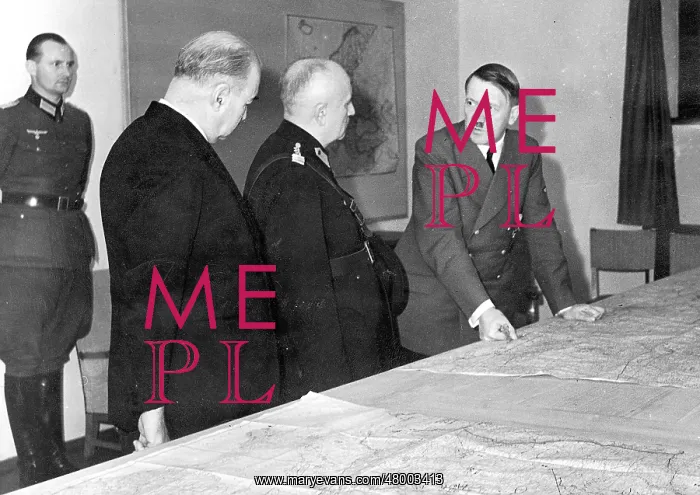 : Turkish Generals visit Hitler : Turkish Generals visit Hitler