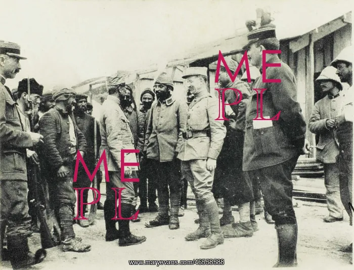 : Turkish POWs - Dardanelles, 1915 : Turkish POWs - Dardanelles, 1915