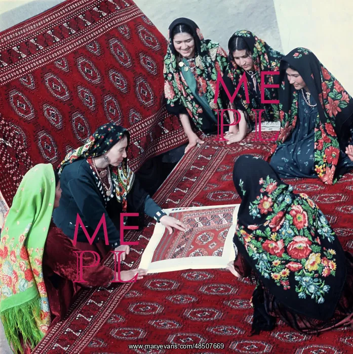 : Turkmen carpets, 1969 : Turkmen carpets, 1969
