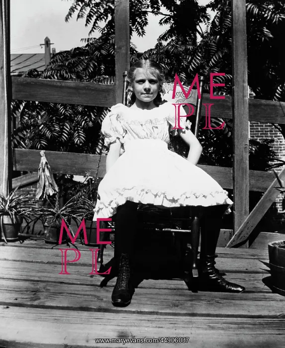  : Turn Of The Century Girl In White