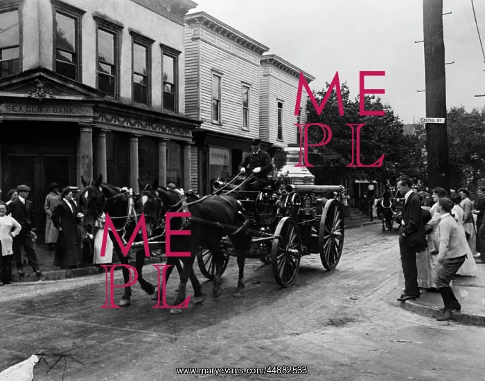 : Turn Of The Century Horse-Drawn : Turn Of The Century Horse-Drawn