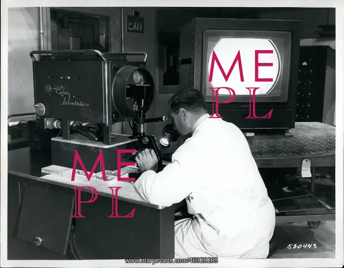 : TV microscope for examining patient tissue during surgery : TV microscope for examining patient tissue during surgery