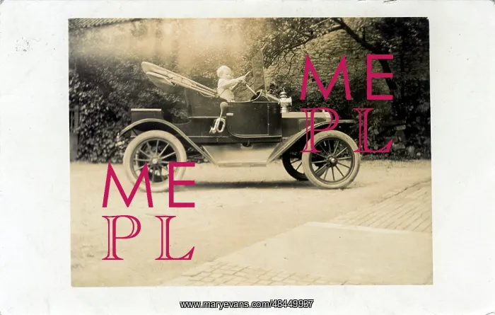 : Two-Seater Vintage Car (awaiting identification), Britain : Two-Seater Vintage Car (awaiting identification), Britain