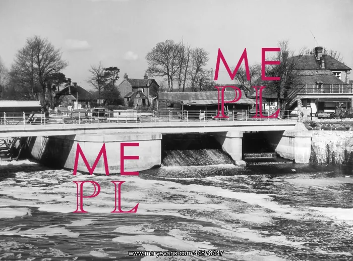 : TWYFORD BRIDGE WEIR : TWYFORD BRIDGE WEIR