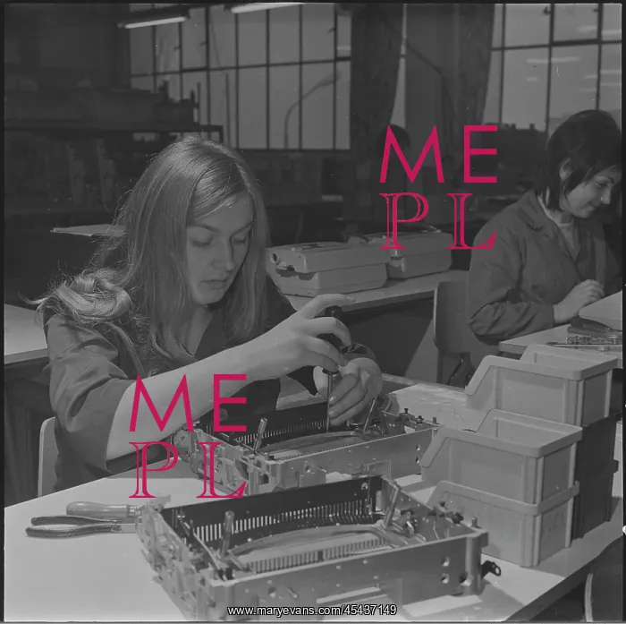 : Typewriter Consul, Marie Kucerova, worker, typewriter : Typewriter Consul, Marie Kucerova, worker, typewriter