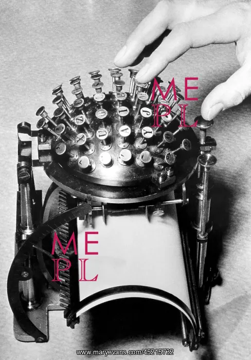 : A typewriter designed to conserve the metal ? : A typewriter designed to conserve the metal ?