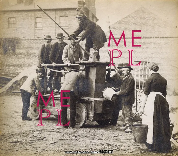 : Typical Victorian manual parish fire pump : Typical Victorian manual parish fire pump