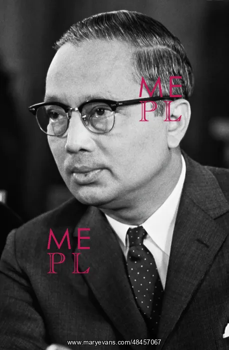 : U Thant visits USSR : U Thant visits USSR