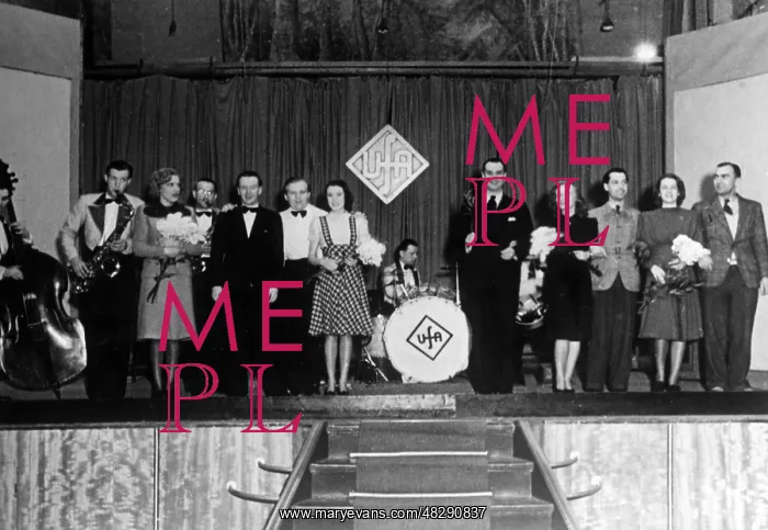 : Ufa performance in France, 1941 : Ufa performance in France, 1941