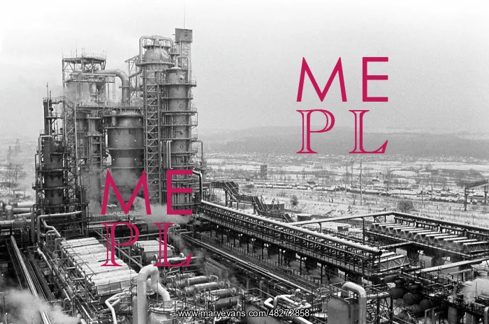 : Ufimsky Refinery Plant in Bashkiria, 1994 : Ufimsky Refinery Plant in Bashkiria, 1994
