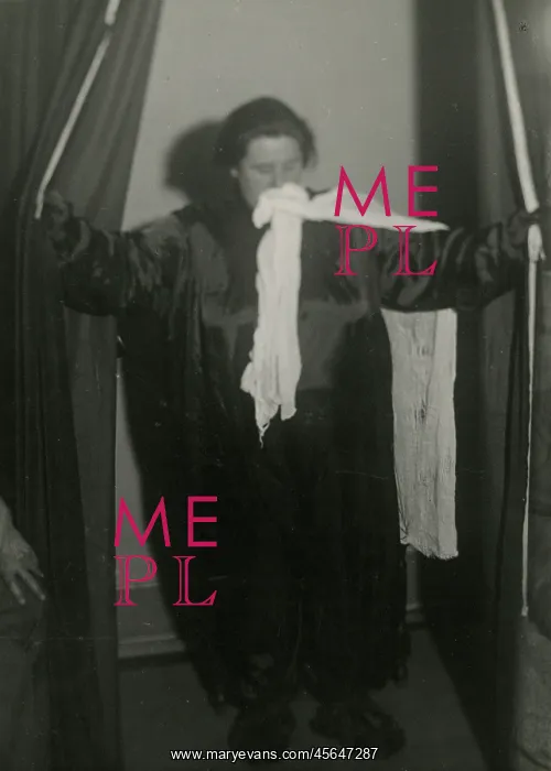  : Undated photograph showing ?ectoplasm? forming