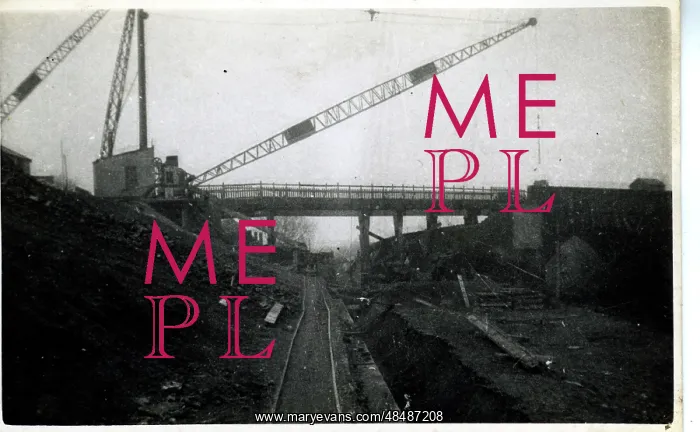 : Underground Railway Construction, Leytonstone, London : Underground Railway Construction, Leytonstone, London