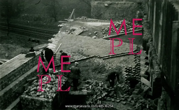 : Underground Railway Construction, Leytonstone, London : Underground Railway Construction, Leytonstone, London