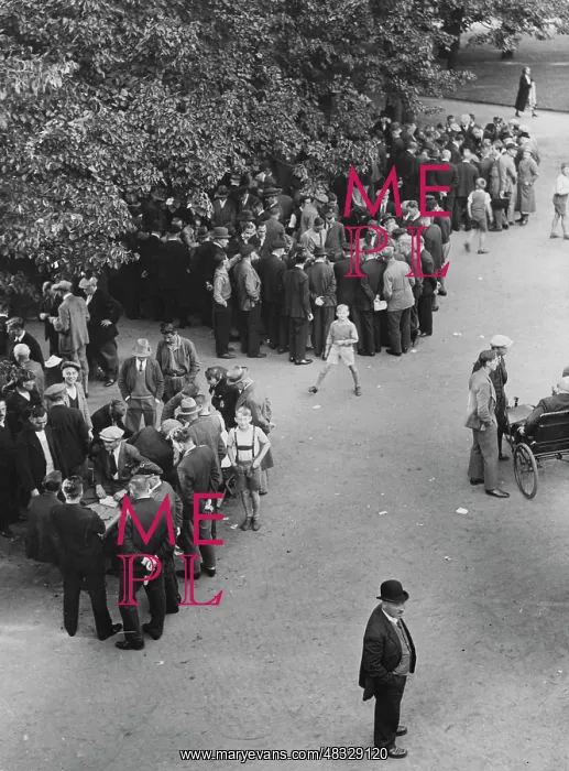 : Unemployed in Berlin, 1934 : Unemployed in Berlin, 1934
