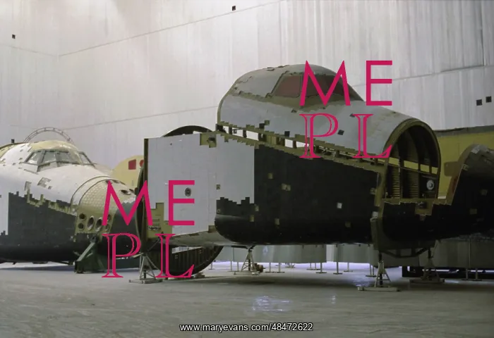 : Unfinished Buran spacecraft : Unfinished Buran spacecraft