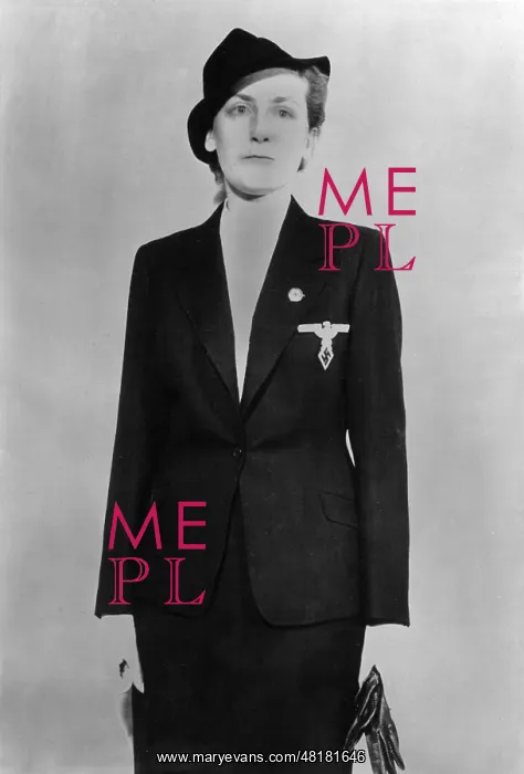 : Uniform for female students, 1938 : Uniform for female students, 1938