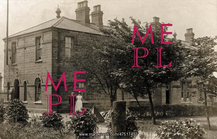 : Union Workhouse and staff, Burnley, Lancashire : Union Workhouse and staff, Burnley, Lancashire
