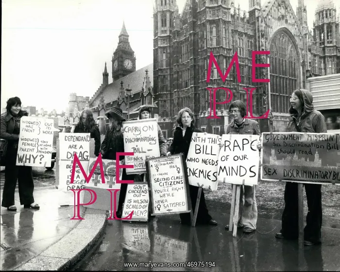 : United Kingdom - Ireland : United Kingdom - Ireland