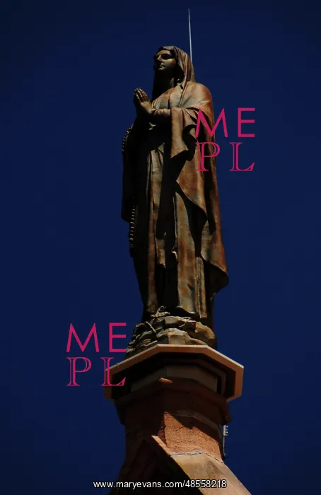 : United States. Santa Fe. Loretto Chapel. Statue of Virgin Ma : United States. Santa Fe. Loretto Chapel. Statue of Virgin Ma