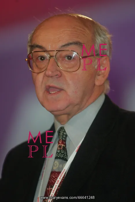 : Unknown Politician : Unknown Politician