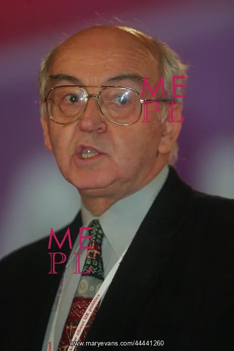 : Unknown Politician : Unknown Politician