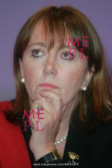 : Unknown Politician : Unknown Politician