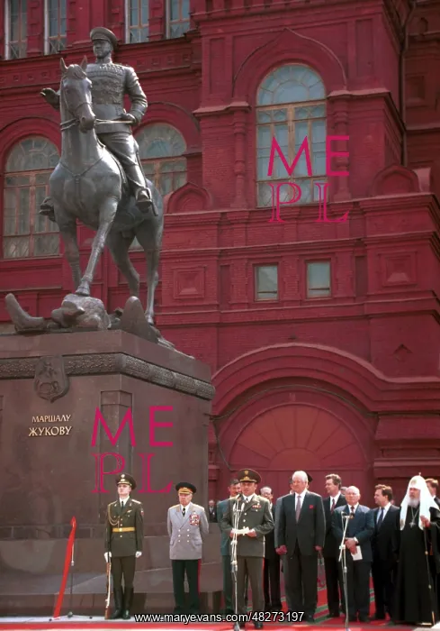 : Unveiling ceremony of monument to Soviet marshal : Unveiling ceremony of monument to Soviet marshal