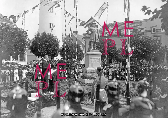 : Unveiling of a monument in East Prussia, 1913 : Unveiling of a monument in East Prussia, 1913