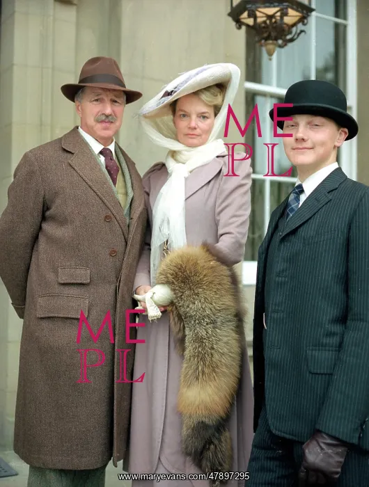 : UPPER CLASS EDWARDIANS : UPPER CLASS EDWARDIANS
