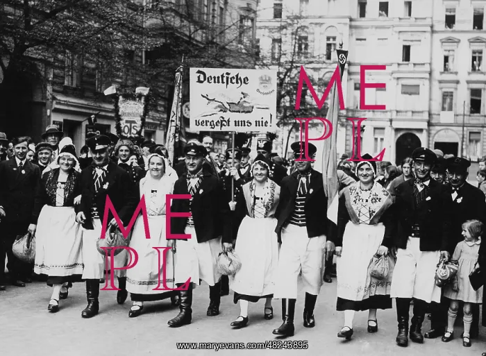 : Upper Silesians on the 1st of May 1935 in Berlin : Upper Silesians on the 1st of May 1935 in Berlin