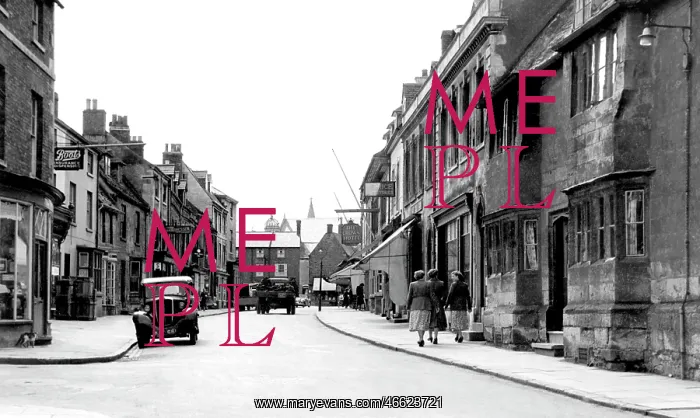  : Uppingham, High Street c1955