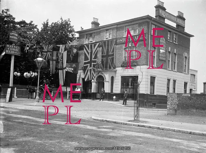 : The Upton Hotel, Bexleyheath : The Upton Hotel, Bexleyheath