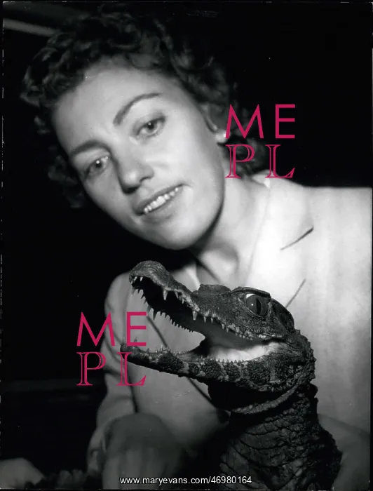 : Ursula Heisinger, journalist, with crocodile for Berlin : Ursula Heisinger, journalist, with crocodile for Berlin